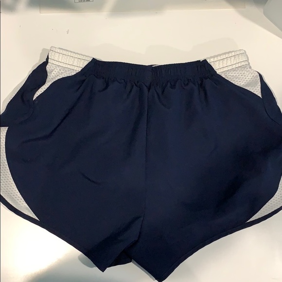 ASICS shorts - Picture 2 of 4